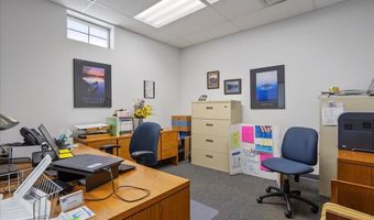 1007 E LINCOLNWAY, Cheyenne, WY 82001