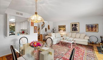 12 PENNY Ln #12, Baltimore, MD 21209
