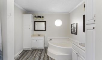 1312 Hickory Ln NE, Arab, AL 35016