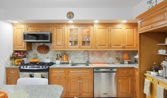 14 Dorothea Ter, Belleville, NJ 07109