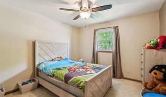 2406 S FOUNTAIN Ave, Appleton, WI 54915