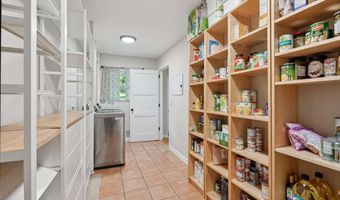 1177 Hess, Avondale Estates, GA 30002