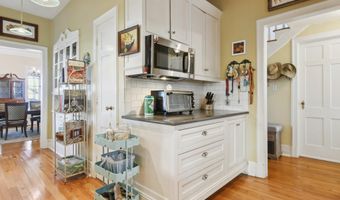 600 N Beach Blvd, Bay St. Louis, MS 39520