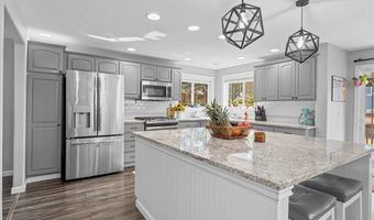 1200 NW THORN Dr, Albany, OR 97321