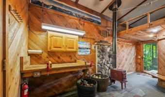27 Moat Mountain Cir, Bartlett, NH 03812