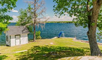 3 Manhattan, Alexandria Bay, NY 13607