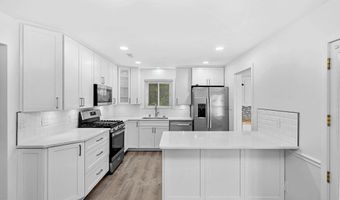 7408 MASONVILLE Dr, Annandale, VA 22003