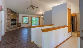 8507 Pineview Lake Dr, Argentine, MI 48451
