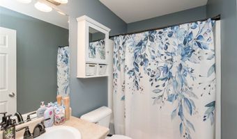 316 SW 50th St, Ankeny, IA 50023