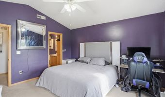 822 Red Hawk Way SE, Altoona, IA 50009