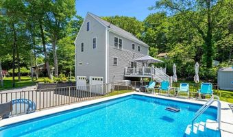 34 Amesbury Ave, Amesbury, MA 01913