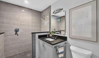 4061 Thornoaks Dr, Ann Arbor, MI 48104