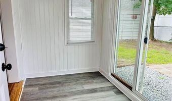 74 Leslie St, Cranston, RI 02910