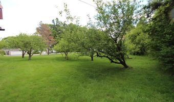 11 Tozier St, Belfast, ME 04915