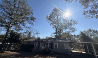 32 Slate St, Atmore, AL 36502