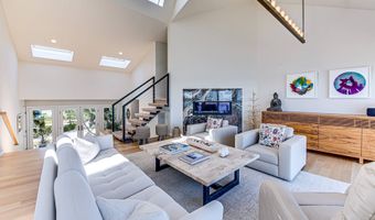 393 Cranberry Hole Rd, Amagansett, NY 11930