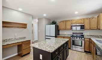 305 Oak Top Ct, Ballwin, MO 63021