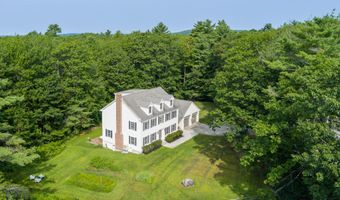 20 Babbidge Rd, Falmouth, ME 04105