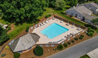 187 Spyglass Dr, Advance, NC 27006