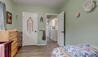 1631 N RACINE St, Appleton, WI 54911