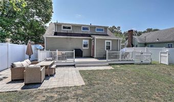 9 Norman St, Cumberland, RI 02864