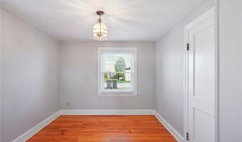 243 Col John Gardner Rd, Narragansett, RI 02882