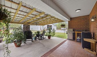 1582 Greenwood Rd, Baker, FL 32531