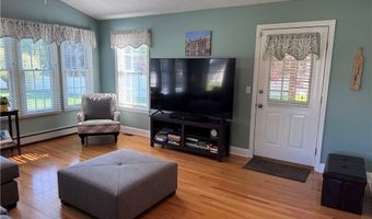 60 Farm Dr, Cumberland, RI 02864