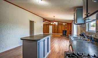 1376 Crouch Rd, Batesville, MS 38606