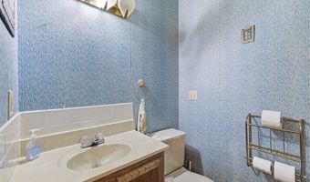 1015 Township Road 1696, Ashland, OH 44805