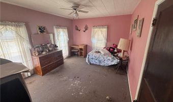 223 NE 6th St, Abilene, KS 67410