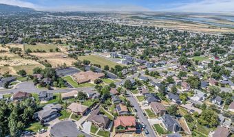 1834 N 200 E, Centerville, UT 84014