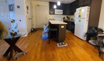 15 Saw Mill Dr 303, North Kingstown, RI 02852