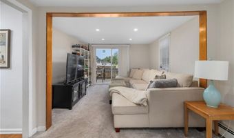 73 Beech Ave, Cranston, RI 02910