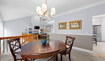 500 Terrington Dr, Ballwin, MO 63021