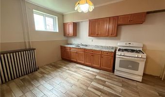 305 N 2nd St 1, Allentown, PA 18102