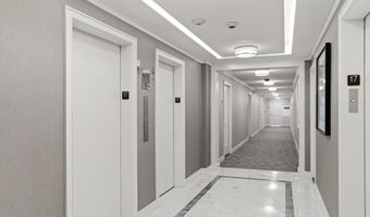 6 Whittier Place 17D, Boston, MA 02114