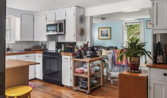 26 Wesley St Ct, Bath, ME 04530