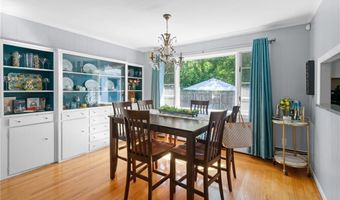 30 Oak Grove Blvd, North Providence, RI 02911