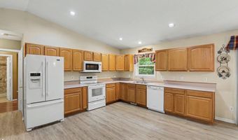 593 Allison Dr, Almont, MI 48003