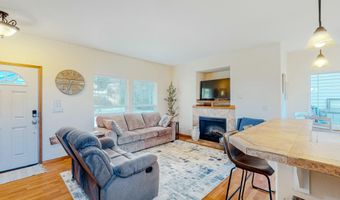 123 S Ocean St, Rockaway Beach, OR 97136