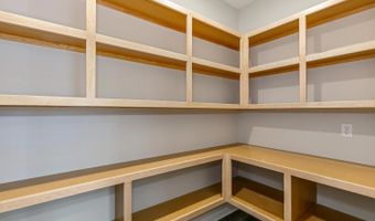 316 W Pepper Tree Rd, Andover, KS 67002