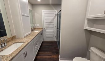 30 E 7th St, Adrian, MO 64720