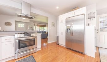 2041 Norfolk Ave, Ann Arbor, MI 48103