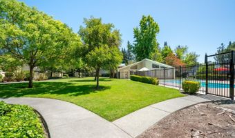 1824 Arroyo Sierra Ct, Santa Rosa, CA 95405