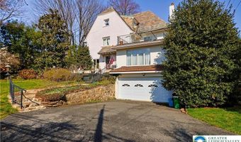 2730 Chew St, Allentown, PA 18104