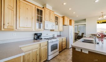 418 Cinnabar Ave, Elko, NV 89801