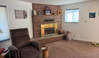 643 S Main St, Cascade, ID 83611