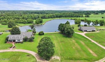 499 Breakwater Dr, Benton, MS 39039