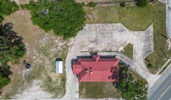 804 S Dixon, Alma, GA 31510